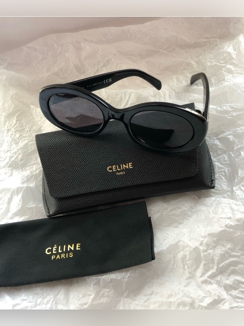 Celine CL40194U Triomphe Oval Sunglasses Black Frame Dark Grey Lens Women - Picture 14 of 16